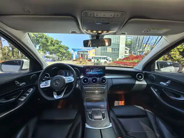 Mercedes-Benz C-Class 2021