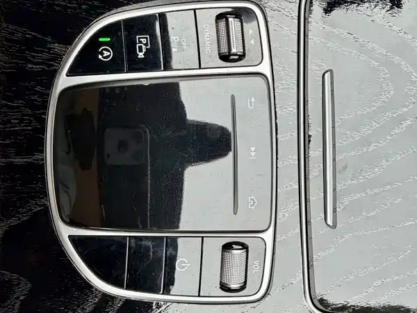 Mercedes-Benz C-Class 2021