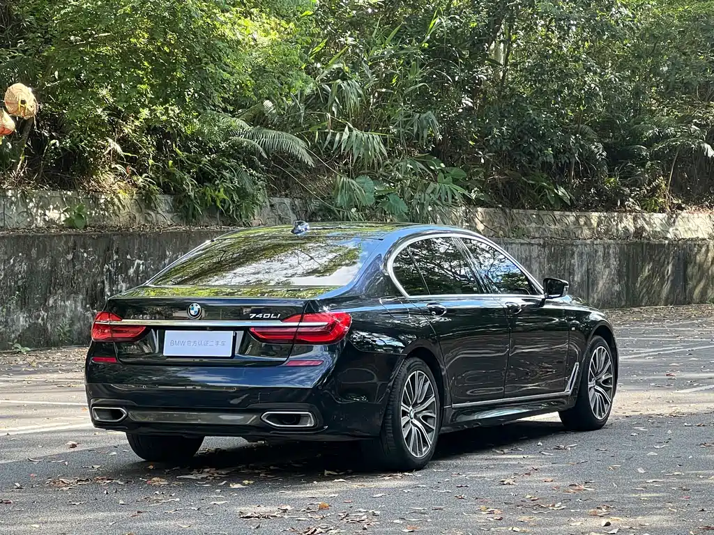 BMW 7 Series 2018 — фото 5