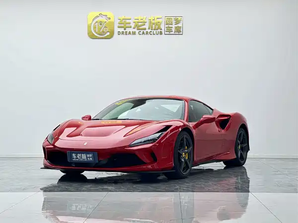 Ferrari F8 2022