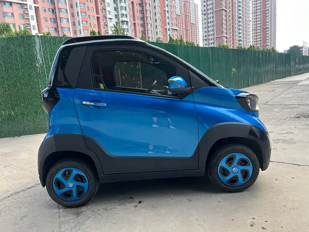 Baojun E100 2020