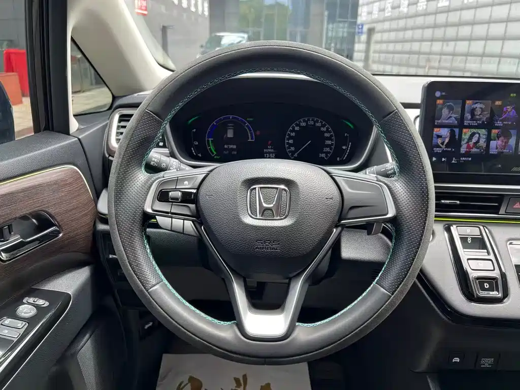Honda Odyssey 2024 — фото 17