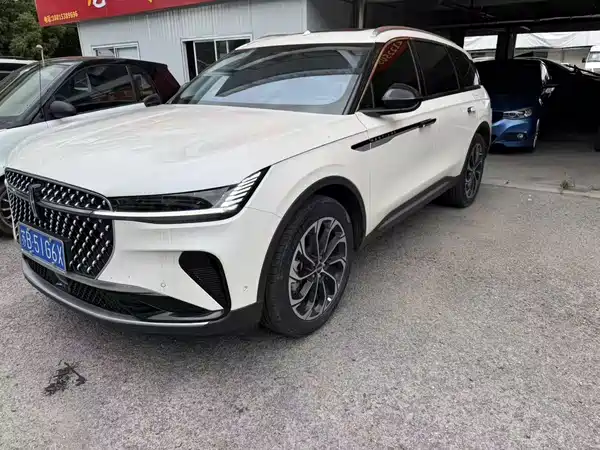 Lincoln Nautilus 2024