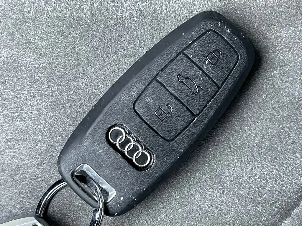 Audi A6L 2024 — фото 14