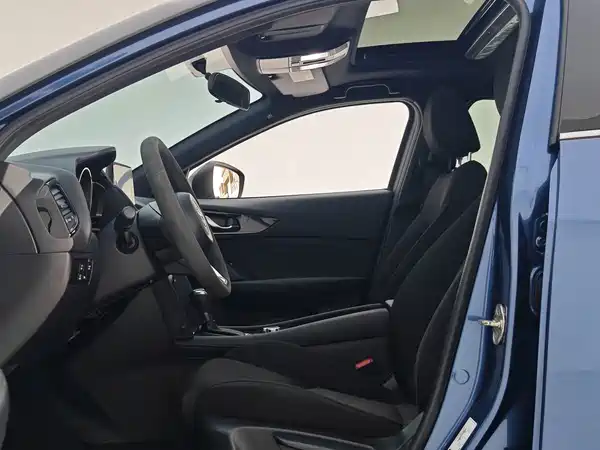 Mazda CX-4 2022