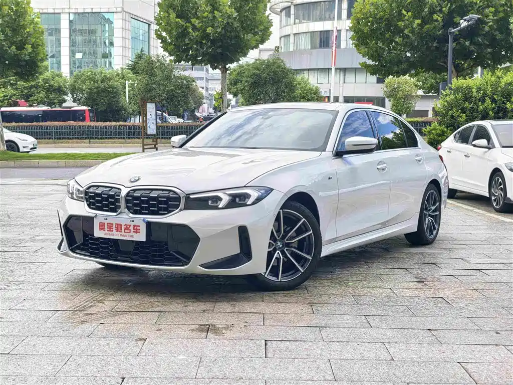 BMW 3 Series 2025