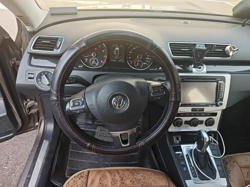Volkswagen Magotan 2015