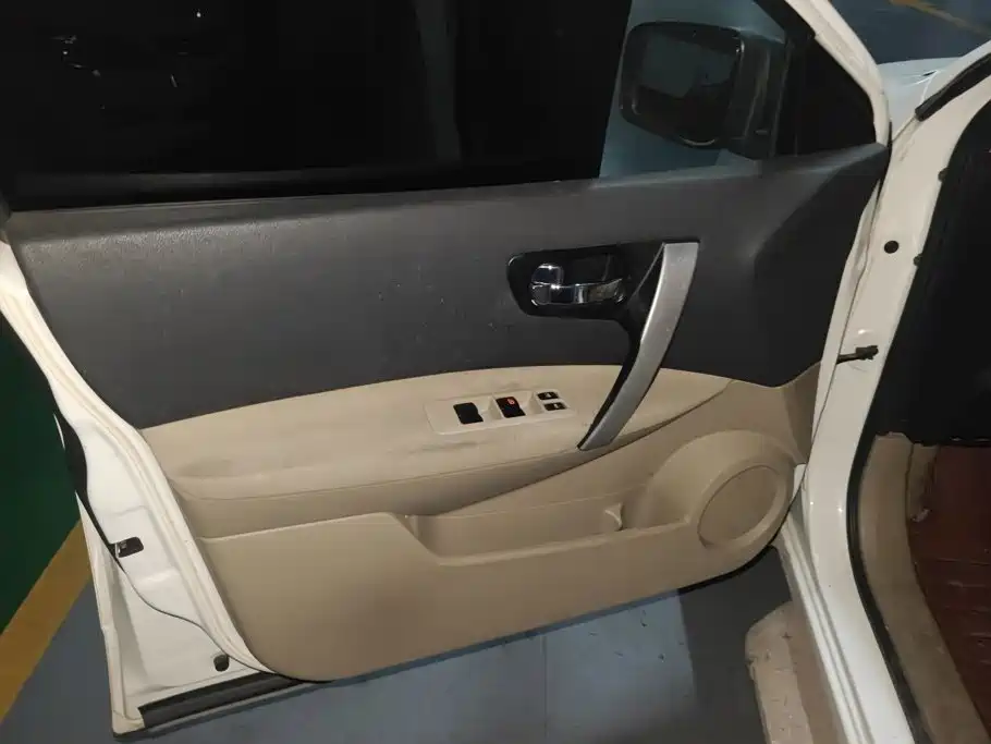 Nissan Qashqai 2014