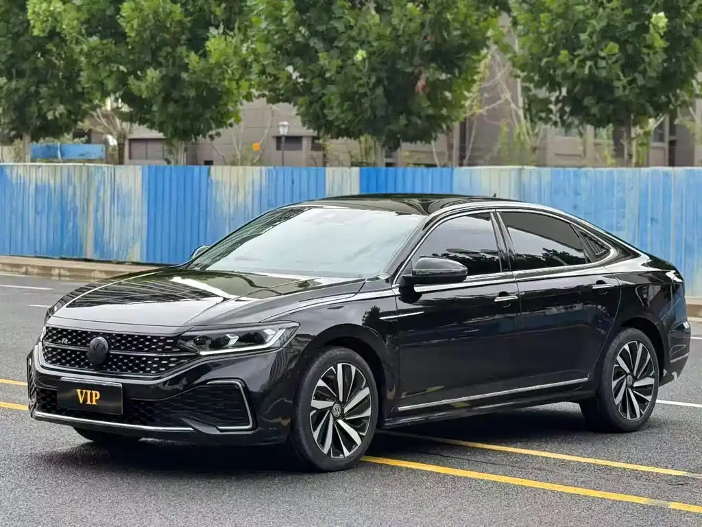 Volkswagen Passat 2021