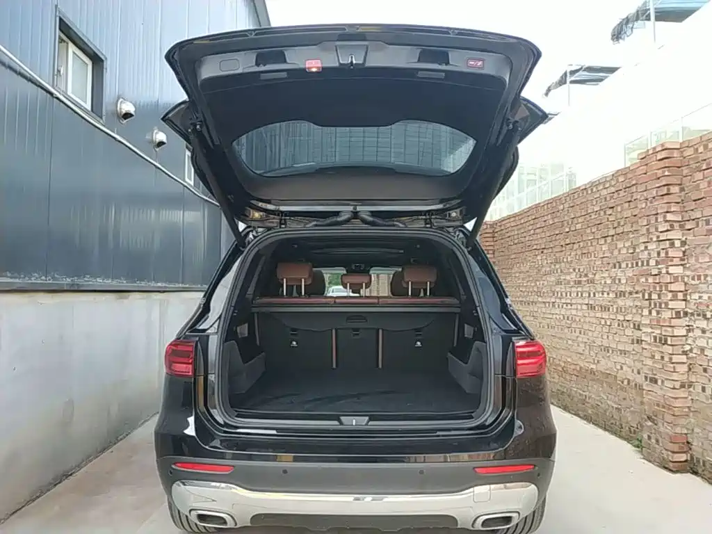 Mercedes-Benz GLB 2024 — фото 19