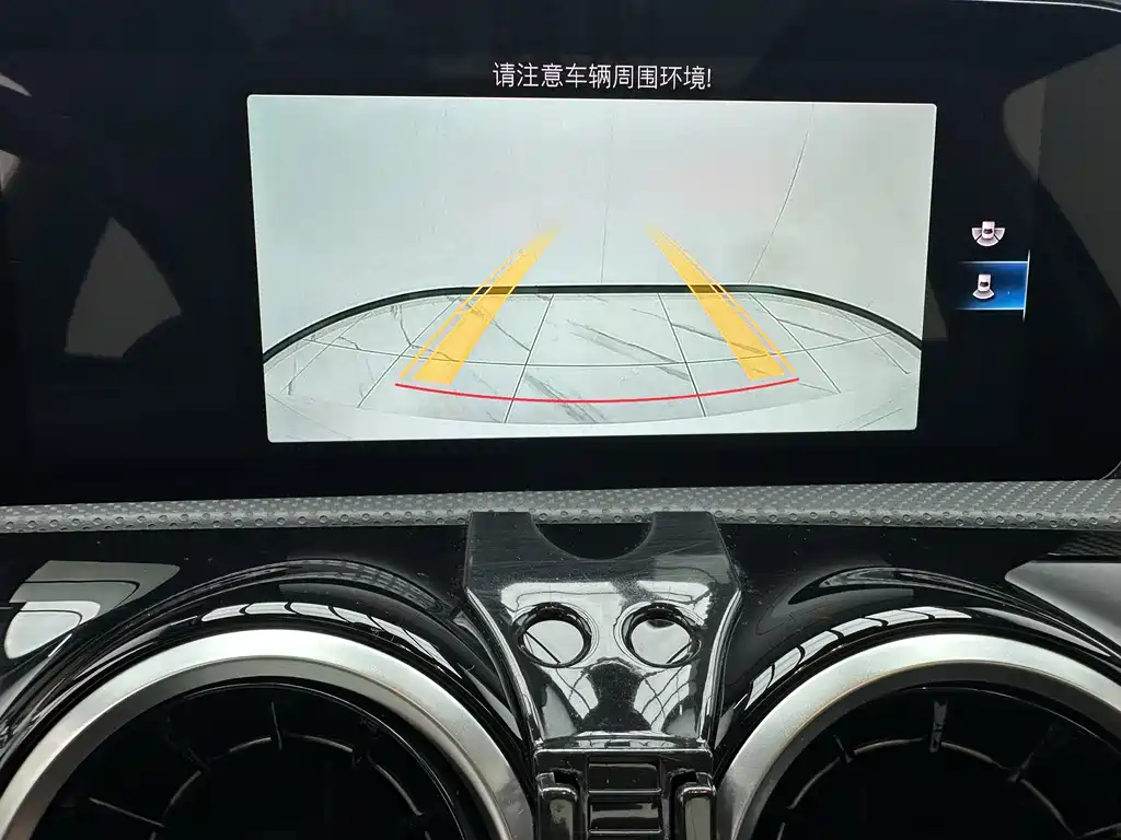 Mercedes-Benz A-Class 2022 — фото 16