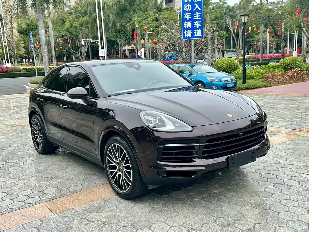 Porsche Cayenne 2019 — фото 3