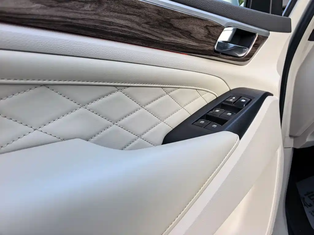 GAC Motor Trumpchi M8 2018 — фото 11