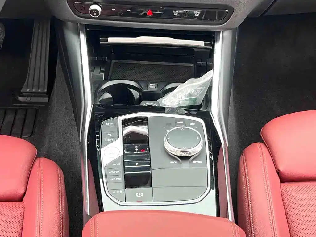 BMW 3 Series 2023 — фото 13