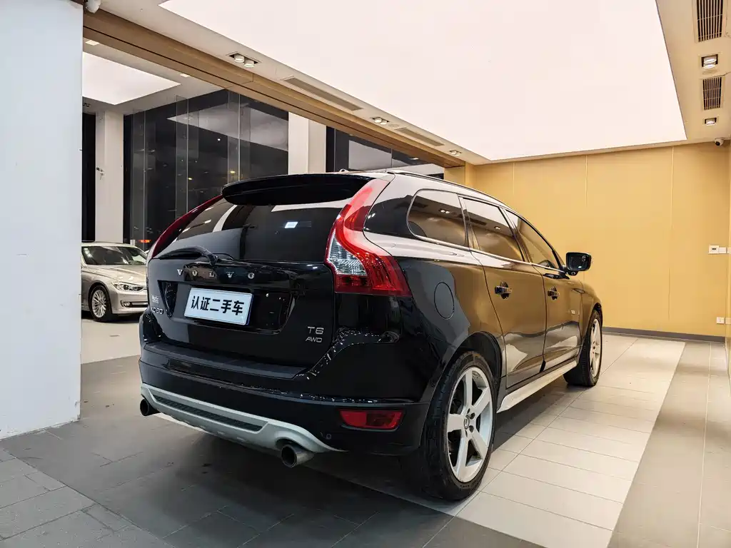 Volvo XC60 2012 — фото 28