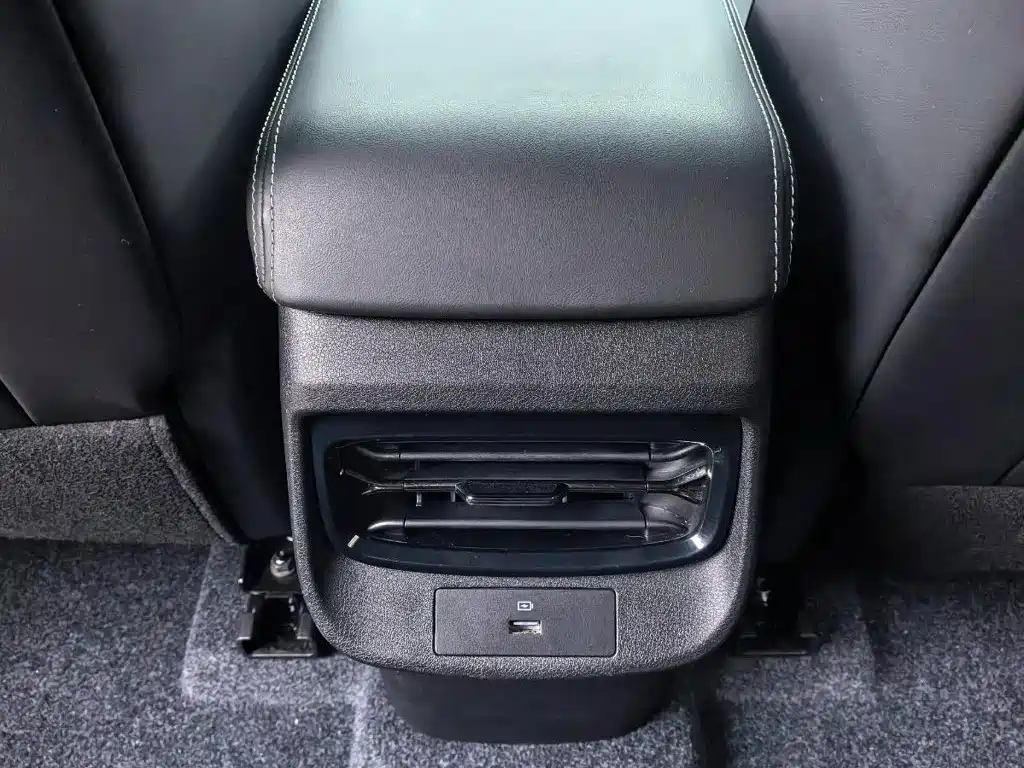 Dongfeng Fengshen L7 2025 — фото 11