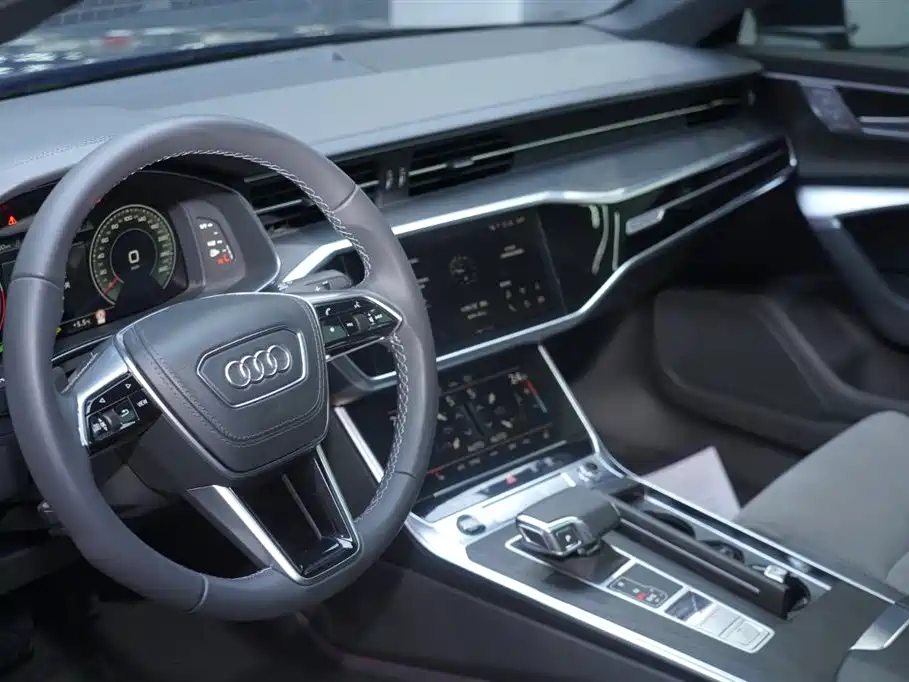 Audi A6L 2024 — фото 7