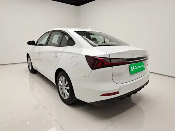 Roewe i5 2024