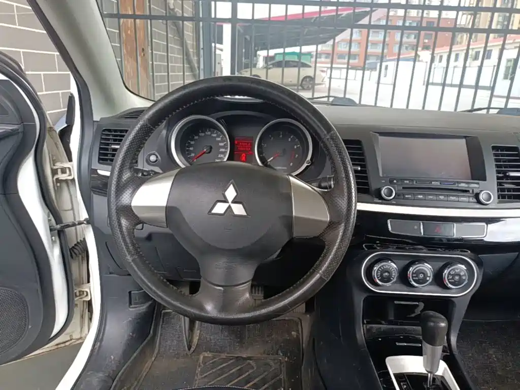 Mitsubishi Lancer EX 2018 — фото 11