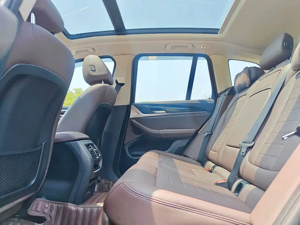 BMW X3 2020 — фото 16