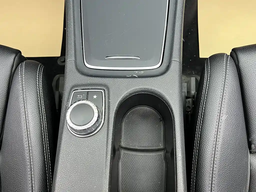 Mercedes-Benz CLA 2018 — фото 20