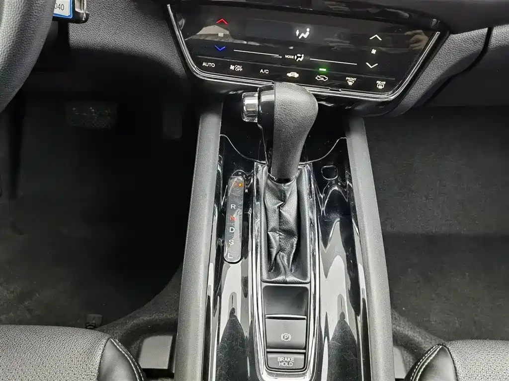 Honda Vezel 2021 — фото 13