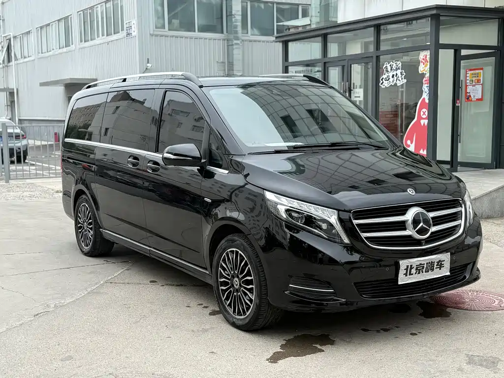 Mercedes-Benz V-Class 2019 — фото 3
