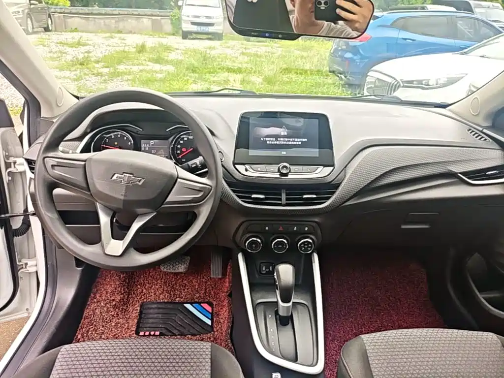 Chevrolet Cavalier 2020 — фото 10