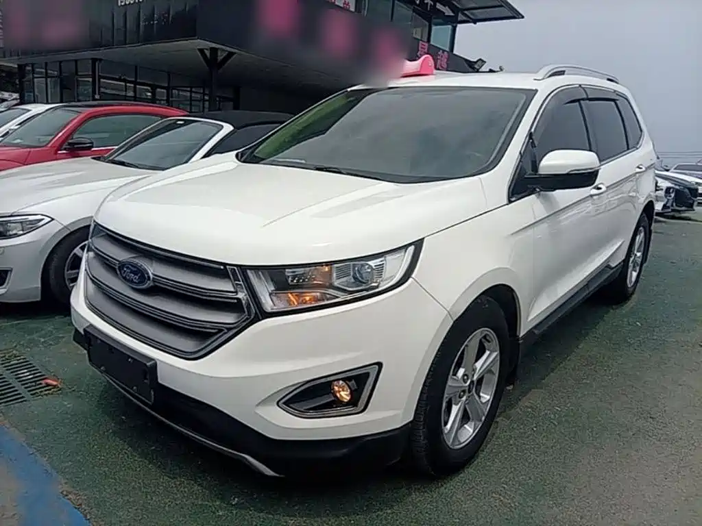 Ford Edge 2016 — фото 1