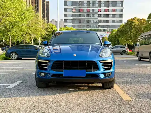 Porsche Macan 2015