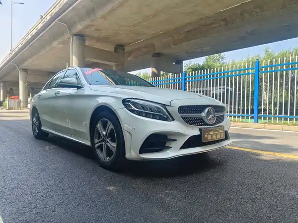Mercedes-Benz C-Class 2020