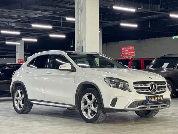 Mercedes-Benz GLA 2018