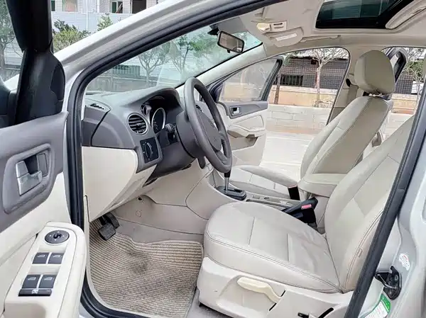 Ford Focus 2011