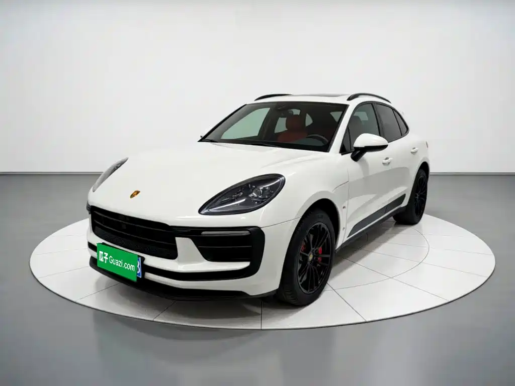 Porsche Macan 2023 — фото 1