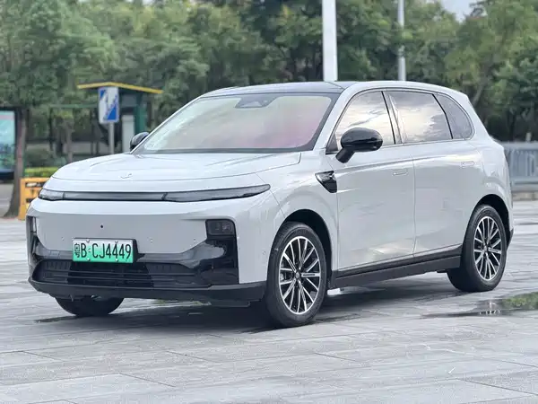 Leapmotor B10 2025