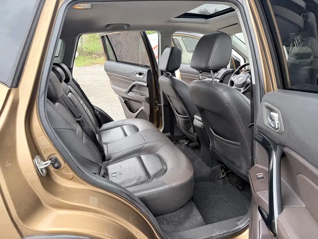 GAC Motor Trumpchi GS4 2015 — фото 12