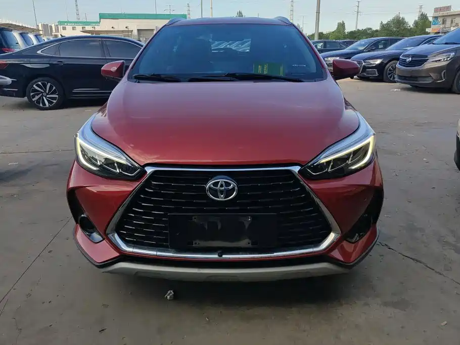 Toyota Yaris L 2022