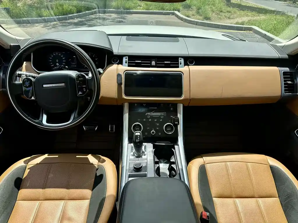 Land Rover Sport 2020 — фото 13