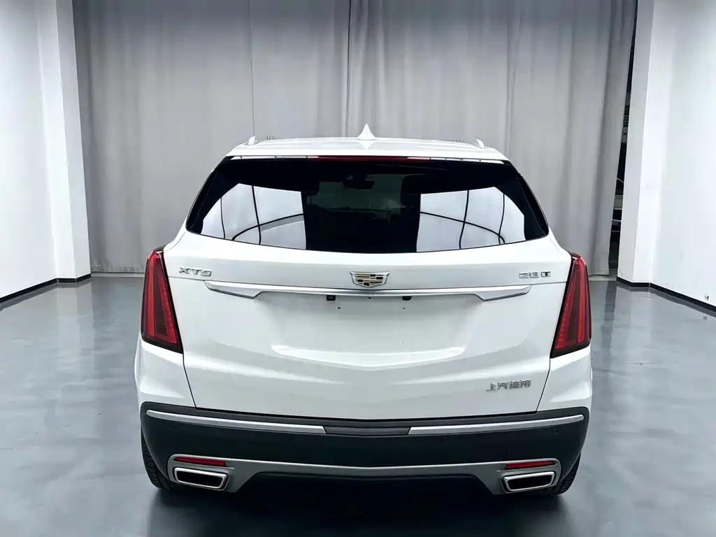 Cadillac XT5 2019 — фото 9
