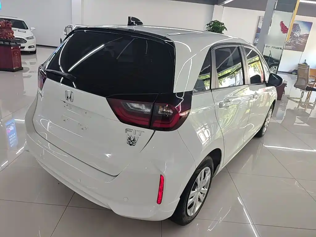 Honda Fit 2022 — фото 7