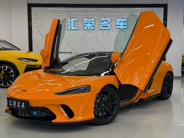 McLaren GT 2021
