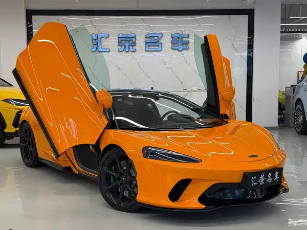 McLaren GT 2021