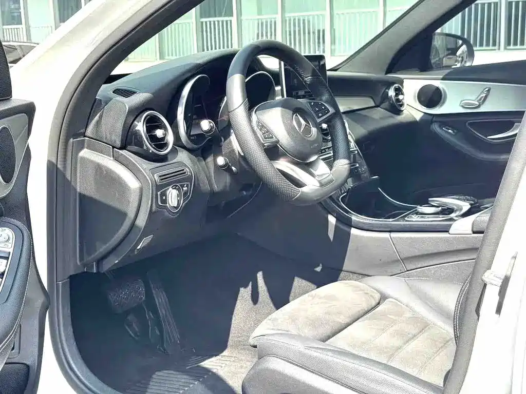 Mercedes-Benz C-Class 2018 — фото 7