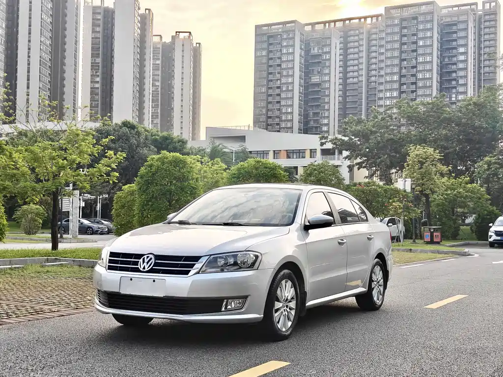 Volkswagen Lavida 2014