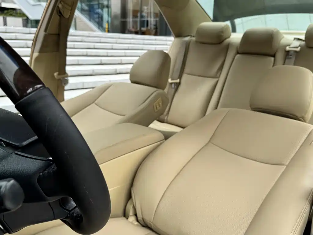 Toyota Camry 2016 — фото 15