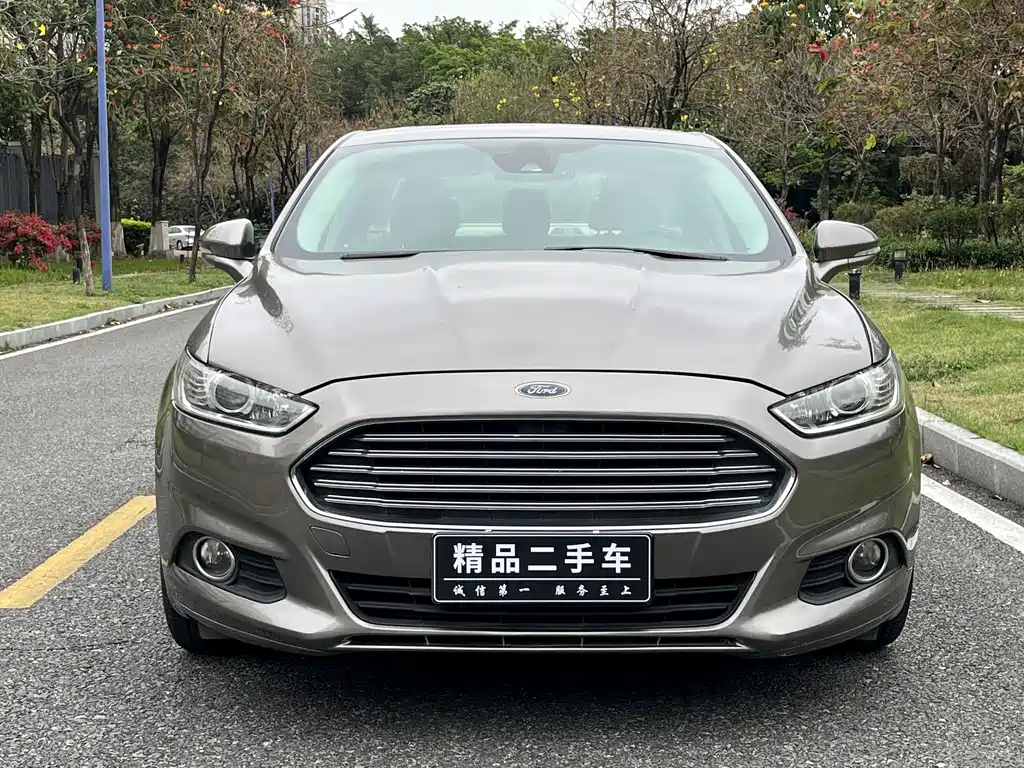 Ford Mondeo 2013 — фото 2