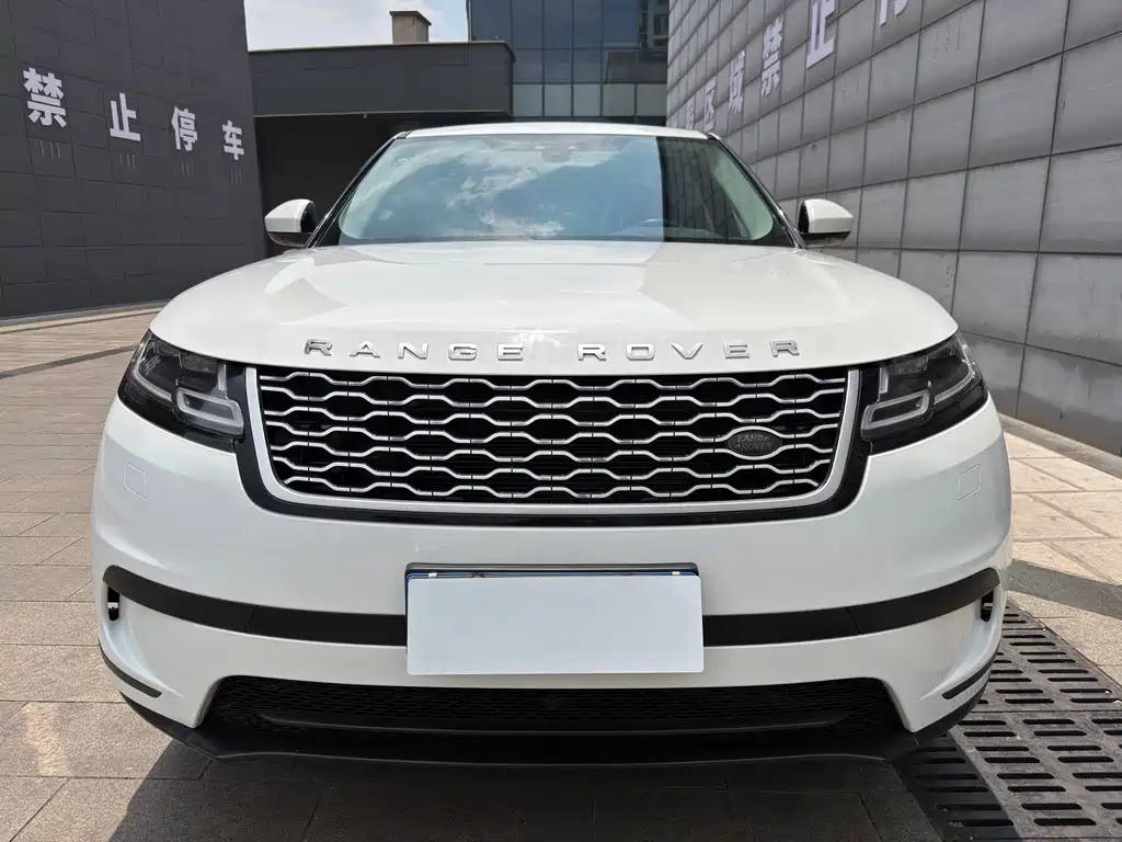Land Rover Velar 2018 — фото 11