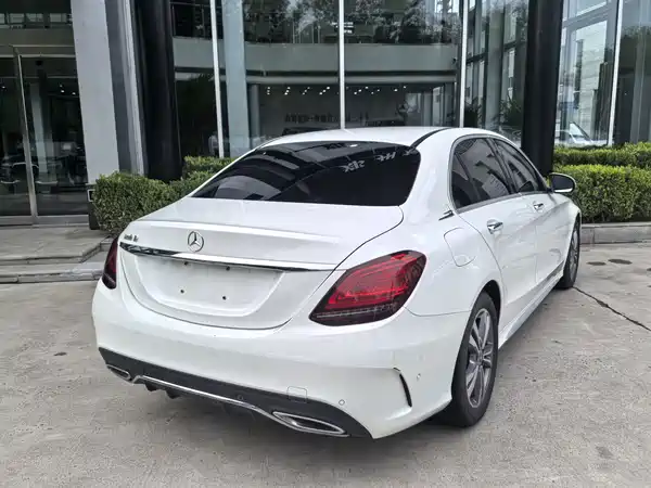 Mercedes-Benz C-Class 2020