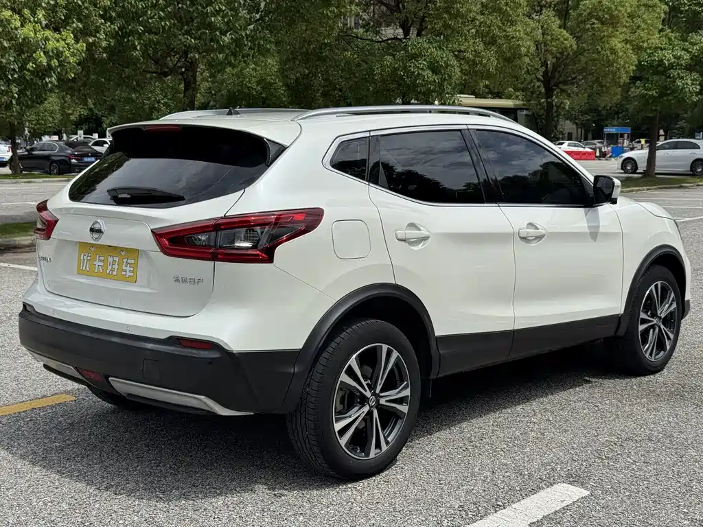 Nissan Qashqai 2022 — фото 3