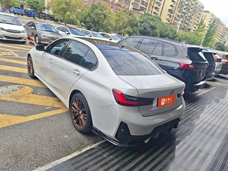 BMW 3 Series 2023